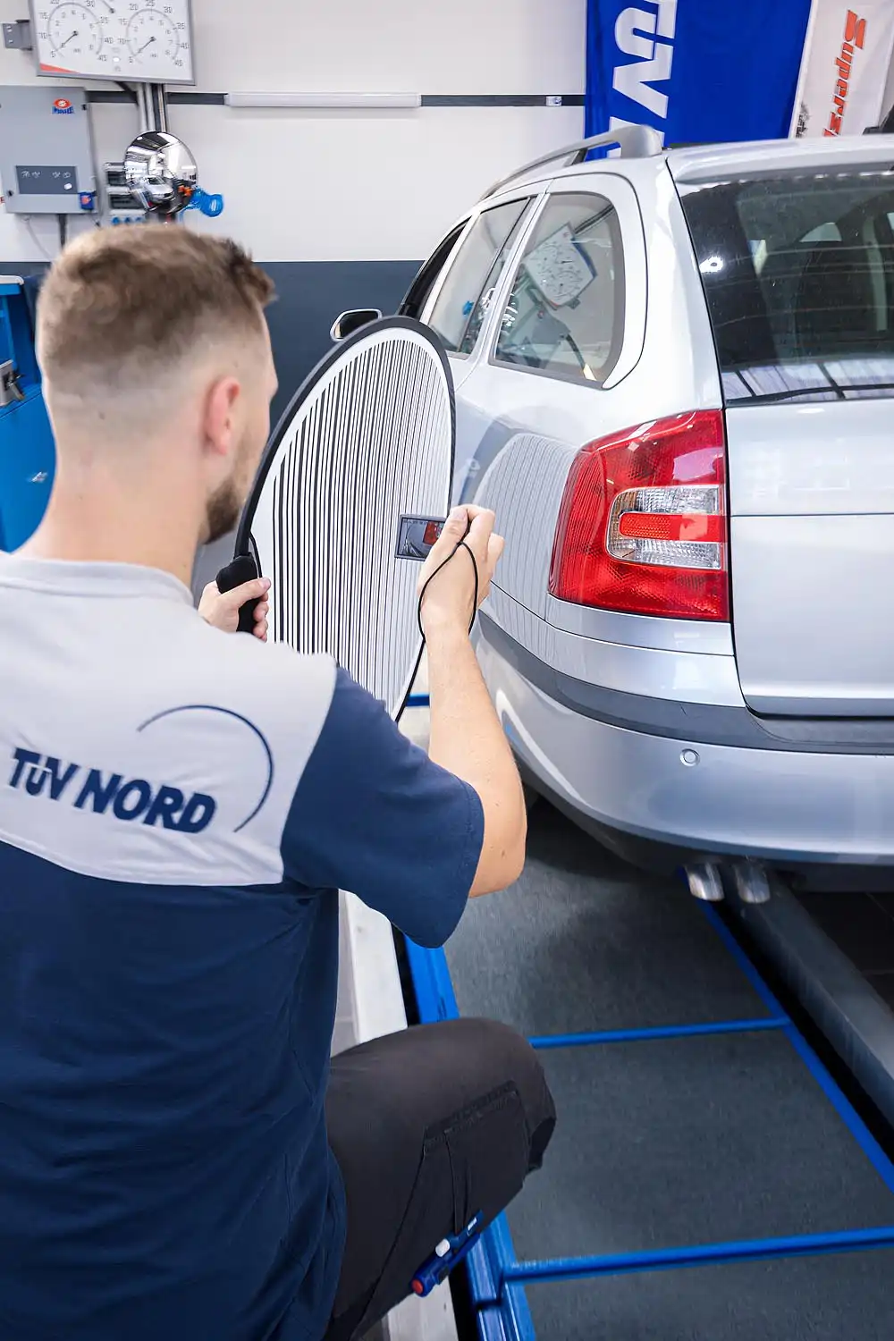 Das Team Ingenieur- und Sachverständigenbüro Rezaeian aus Koblenz